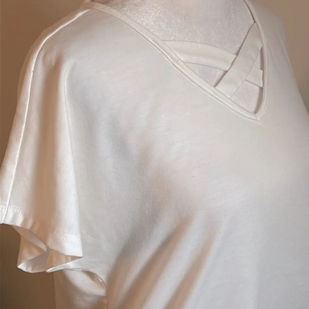 Nine West Women’s White Criss Cross Lightweight Sweatshirt Cap Short Sleeve Tee